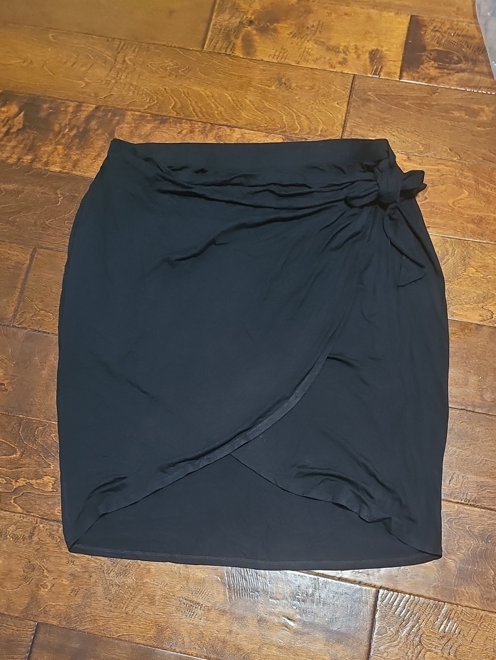 Ava & Viv 2X Black Wrap-Front Pencil Skirt with Side Knot
